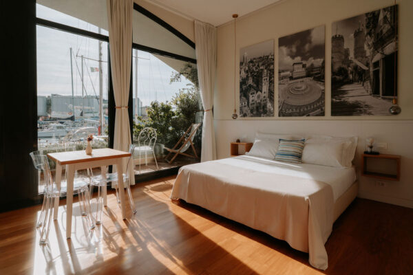 terrazzo privato sul mare camera hotel porto antico genova